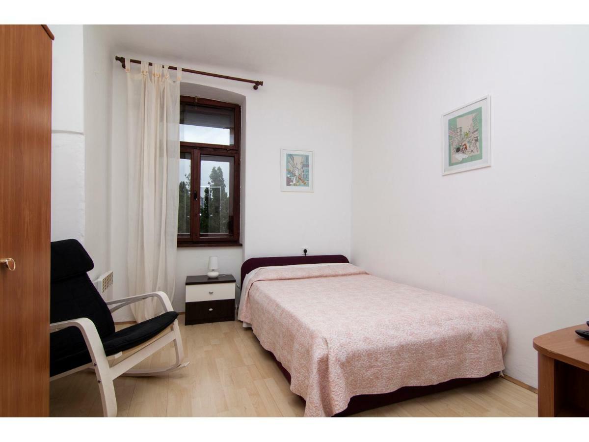 Apartament In Centre With Huge Terace